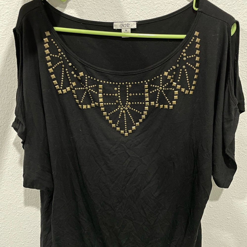 Caché y2k open shoulder blouse